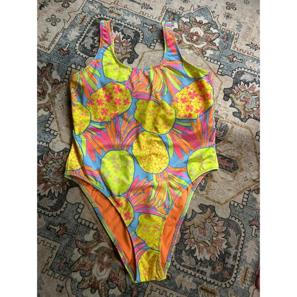 Chubbies One Piece swim suit summer bright color print Size Large - Picture 9 of 9